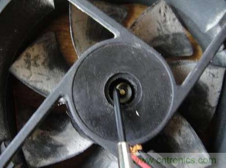 想減少電費嗎?DIY一個迷你風力發電機吧