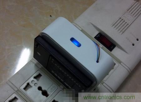 DIY:自制自帶電池供電的無線路由器