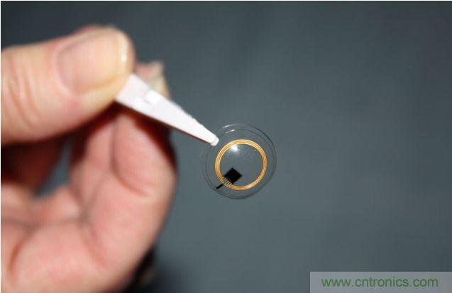 MEMS傳感器體積微小，精度可達(dá)微米級(jí)別