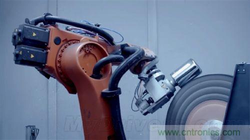 顛覆傳統設計,蘋果全新Mac Pro生產線探秘