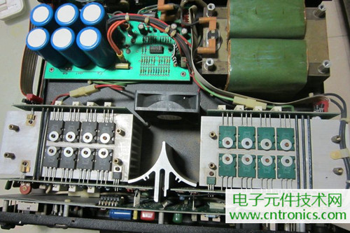 用料很給力!專業(yè)后級功放美國高峰FA1201拆解