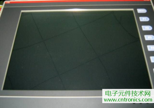 觸摸屏售價(jià)過(guò)萬(wàn)?一臺(tái)工控設(shè)備觸摸屏拆解