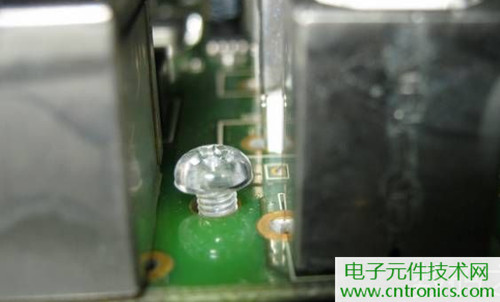 觸摸屏售價(jià)過(guò)萬(wàn)?一臺(tái)工控設(shè)備觸摸屏拆解