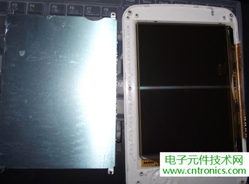 探秘電子紙！一款電紙書的電子墨水屏拆解