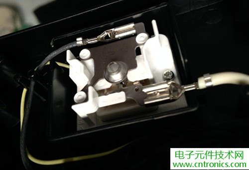 PM2.5殺手!松下納米水離子空氣凈化器拆解