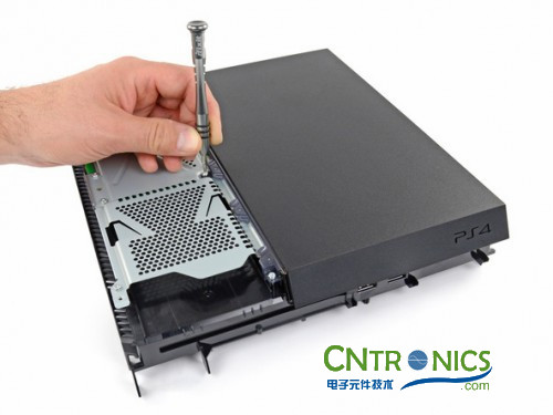 游戲機內部的秘密:逆天級拆解索尼 PALY STATION 4!