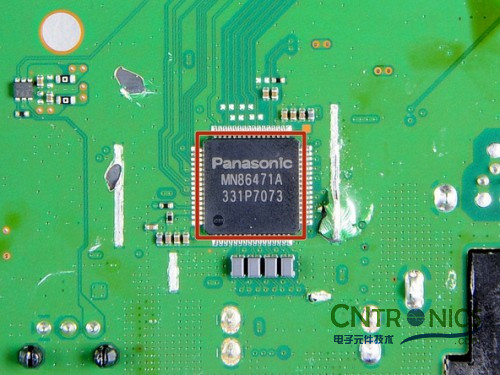 游戲機內部的秘密:逆天級拆解索尼 PALY STATION 4!