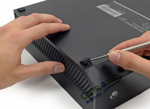 不容錯(cuò)過(guò)！大神級(jí)拆解力作：X-BOX ONE 解密內(nèi)部結(jié)構(gòu)!！