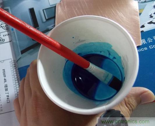 牛人全手工DIY:微電腦智能溫控市電開關