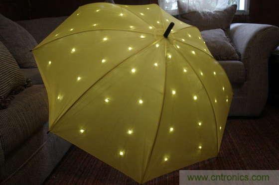 創意DIY！送女朋友的絕妙禮物，LED星光傘！