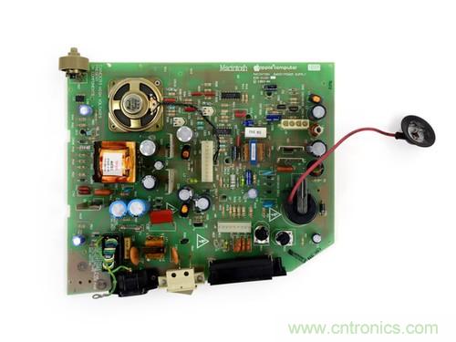 拆！古董級(jí)Macintosh 128K電腦