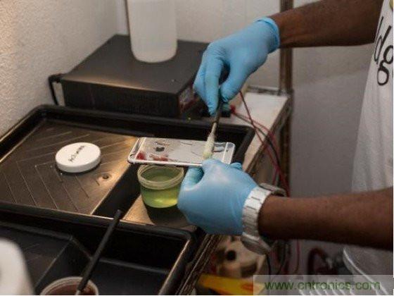 揭秘:24K黃金版iPhone6的華麗誕生