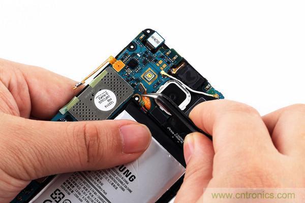 拆解狂魔荼毒新機三星金屬Galaxy A5，看槽點在何方？
