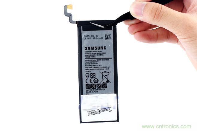 Galaxy Note5拆解,與S系列差距日漸模糊