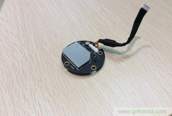 真飛機拆不著,那就來拆拆無人機“鼻祖”大疆吧!