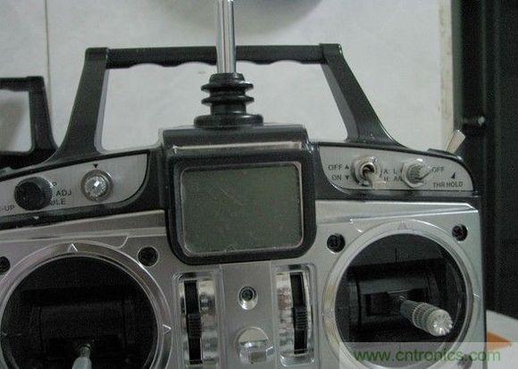 無人機 DIY 制作全過程，酷得不要不要的！