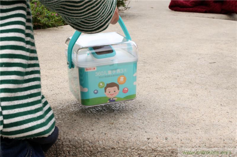 別讓《失孤》重演，360兒童手表幫你定住家中小頑童！