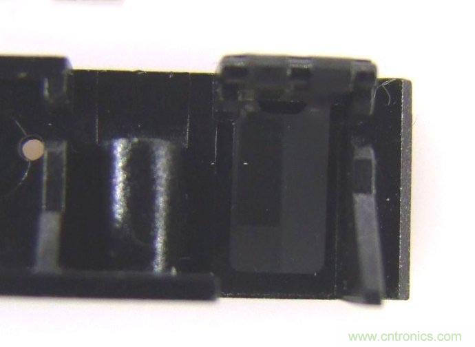 華為秘盒拆解:令人大跌眼鏡的WIFI+藍牙IC設計