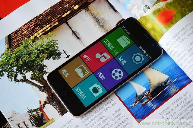 1599元,這款老年手機(jī)比小米note還貴100元