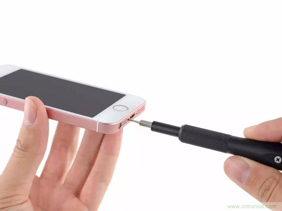 有什么地方沒有變?iPhone SE真機拆解