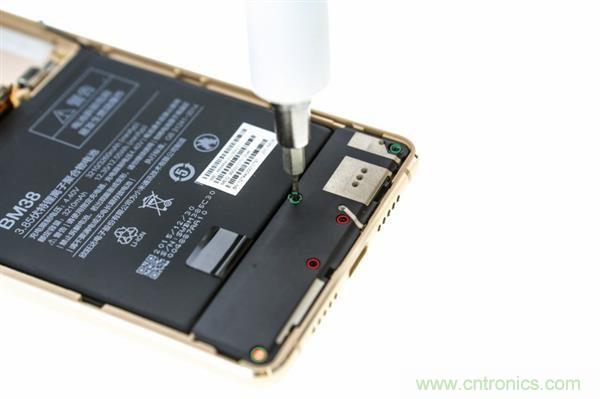 小米手機4S超詳細拆解:內外硬件大升級