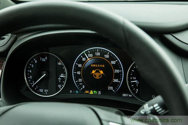 親測:從ADAS到自動駕駛,不同品牌上路表現對比