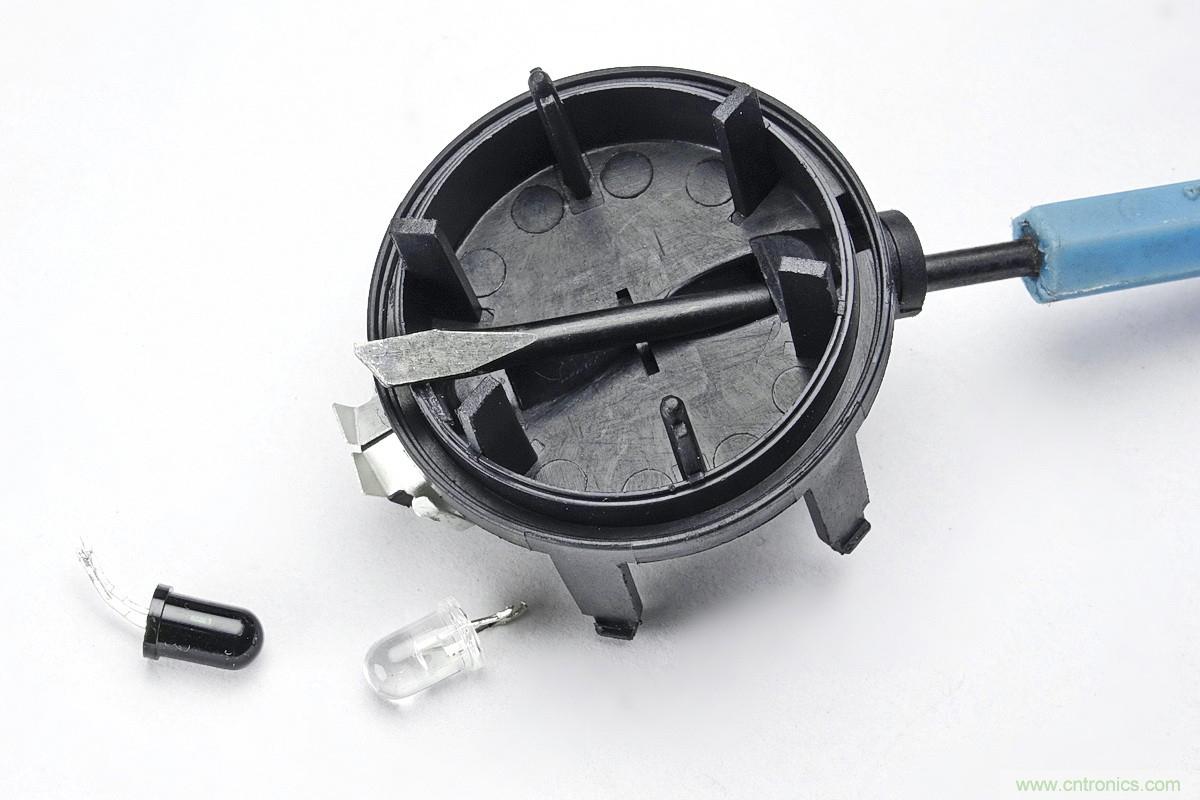 小米煙霧報警器拆解：一顆電池可用五年是如何做到的？