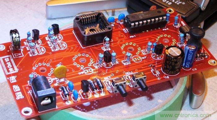 DIY一個超有品味的工程師專屬收藏:真空管時鐘