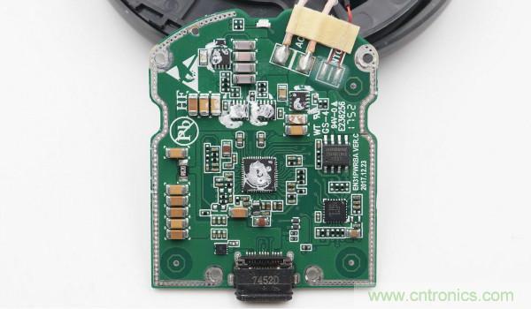 拆解華為保時捷設計快充無線充電器:憑啥能賣699?