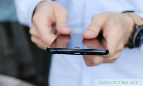 魅族M15拆解：做工精致，壓感Home鍵采用中國芯