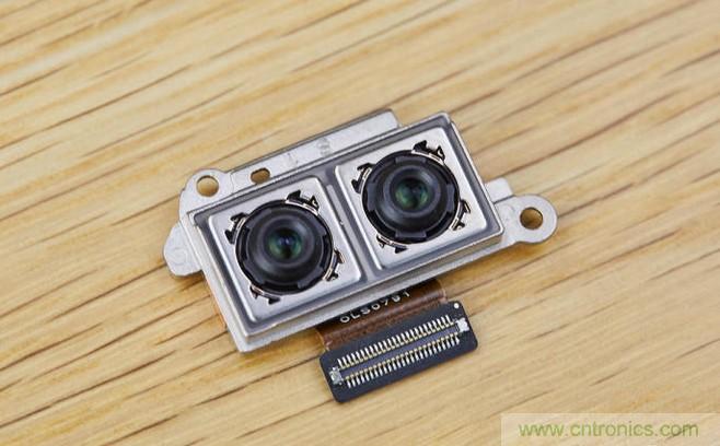 拆解黑鯊手機:多級直觸一體式液冷系統有什么門道?