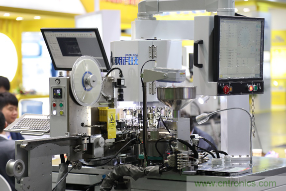 50000平米!50000人!1000家企業(yè)!92CEF強勢登陸上海 50000平米!50000人!1000家企業(yè)!92CEF強勢登陸上海