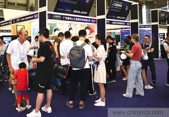 明年再見(jiàn)！“WAIE 2019第四屆上海國(guó)際人工智能展覽會(huì)暨人工智能產(chǎn)業(yè)大會(huì)”完美落幕！