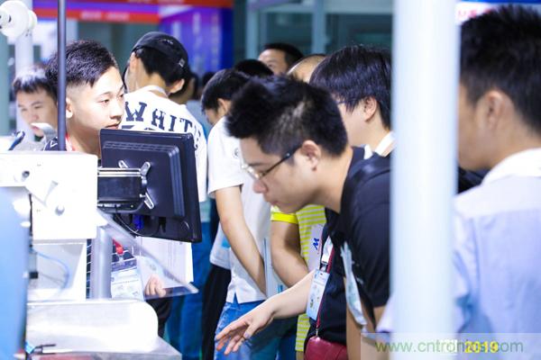 2019具有影響力的連接器線纜線束加工展覽會(huì)今日在深圳開(kāi)幕,匯聚全球近500家廠商參展 國(guó)內(nèi)外知名品牌廠商薈萃 一站看盡全產(chǎn)業(yè)盛景