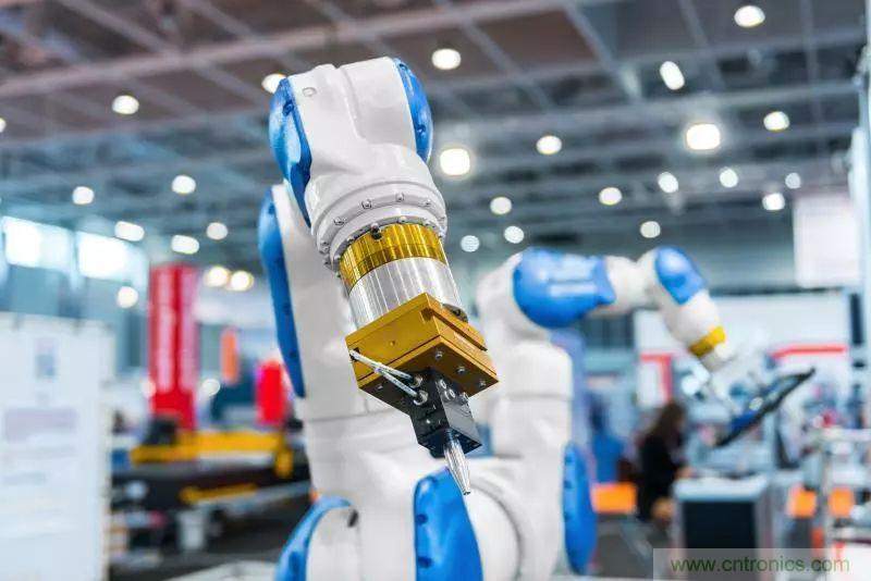 實現機器人的自主性?嵌入式模擬智能可以達到新高度!