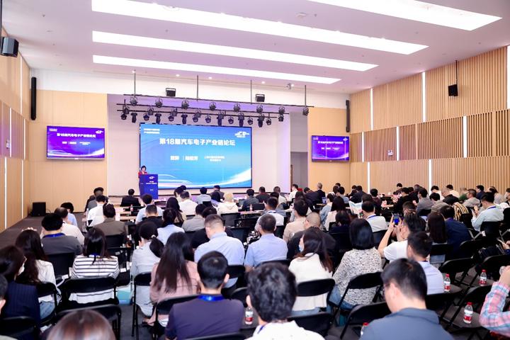 汽車產業加速邁向智能網聯電氣化,車規中國芯力爭據此集體突破并實現高質量發展 汽車產業加速邁向智能網聯電氣化,車規中國芯力爭據此集體突破并實現高質量發展